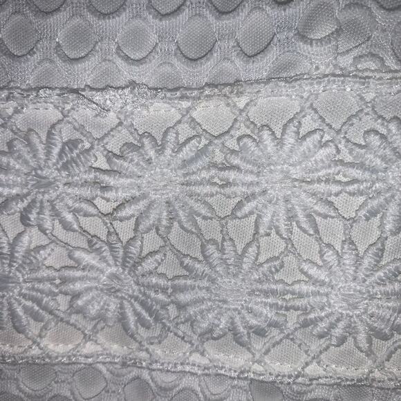 MAURICES white daisy sleeveless fit & flare dress medium - Picture 3 of 7